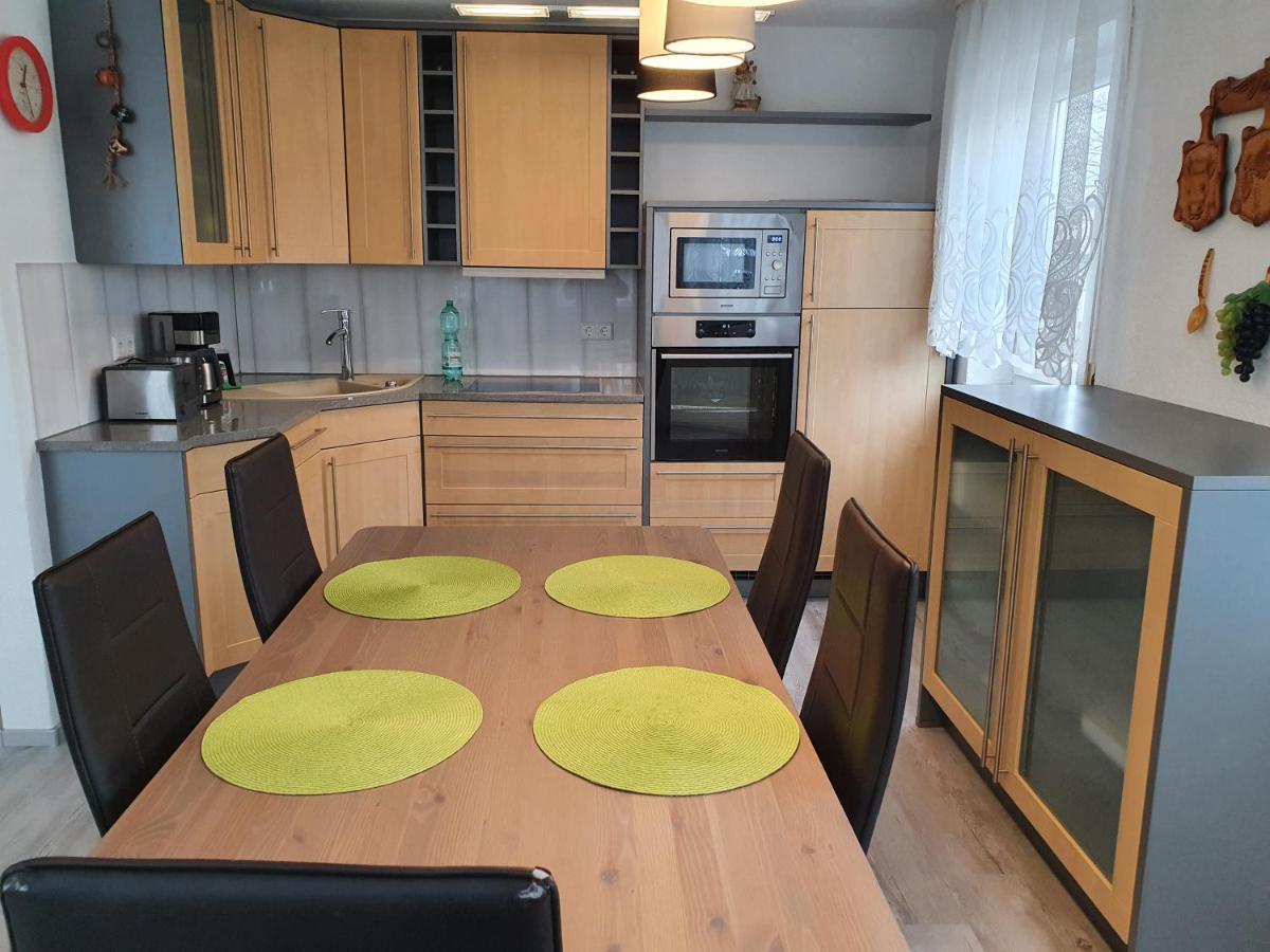 Ferienwohnung Vikolisa Bad Schönborn Esterno foto