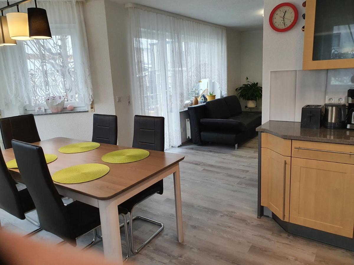 Ferienwohnung Vikolisa Bad Schönborn Esterno foto