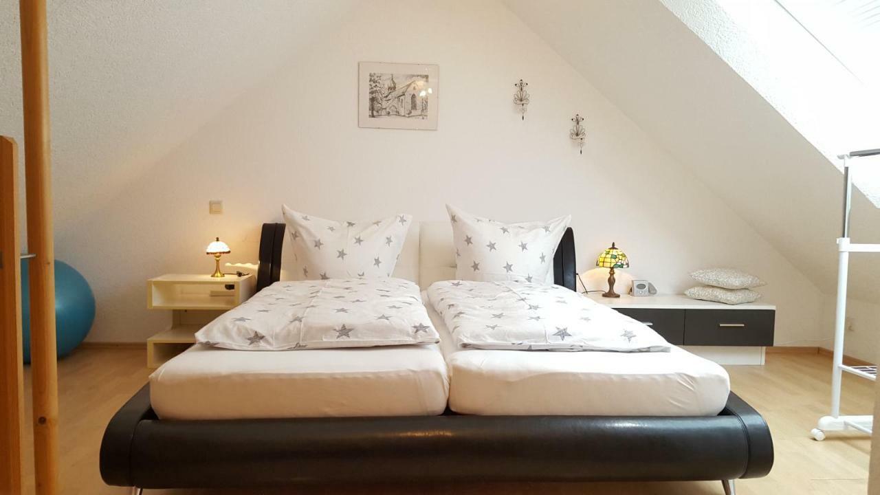 Ferienwohnung Vikolisa Bad Schönborn Esterno foto