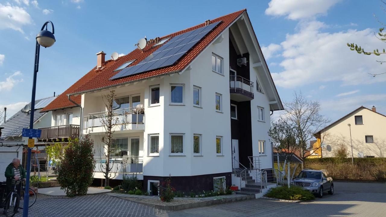Ferienwohnung Vikolisa Bad Schönborn Esterno foto